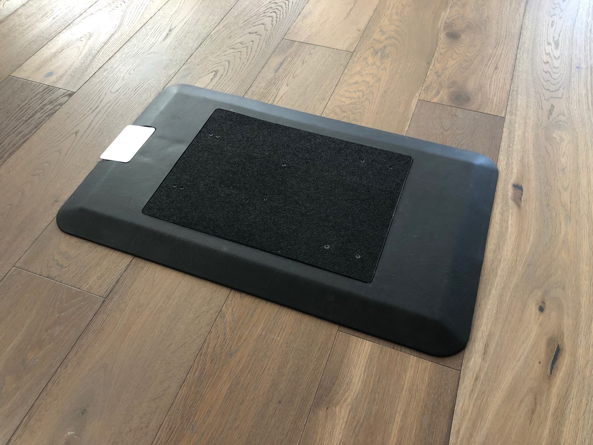 Low-profile anti-fatigue surface for standing comfort in the kitchen